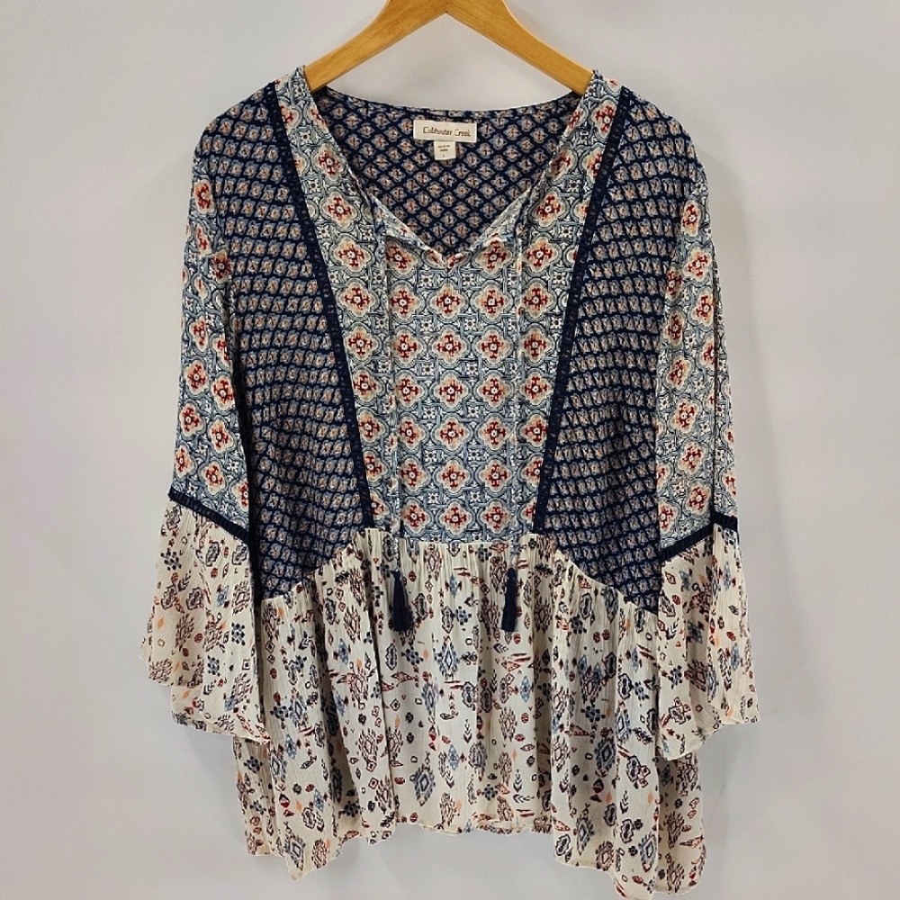 Catherine Malandrino Women's Blue and Cream Patterned Top